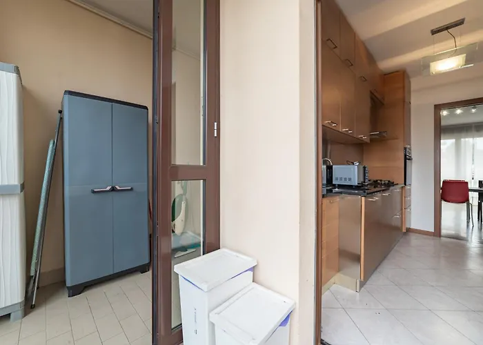 10 Minutes From Bocconi, Elegance And Comfort * Milão