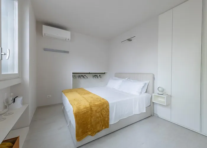 The South, Center, Arco Della Pace Lägenhet *