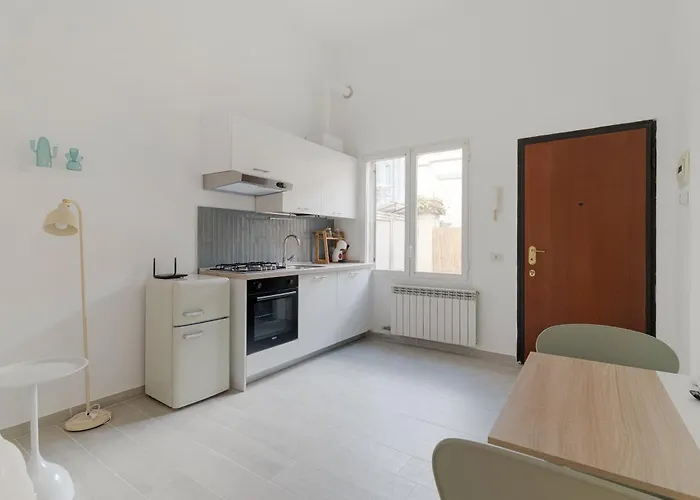 Appartement Guesthost - Patio Varesina