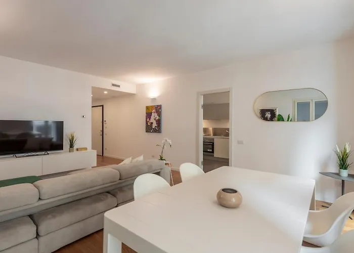 B - Elegant With Terrace & Gym * ミラノ