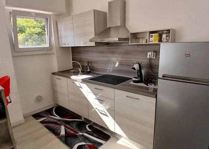 Milanovalery3 公寓 *