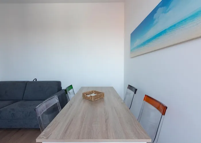 Nest Terrace Next To Frattini Metro Stop *