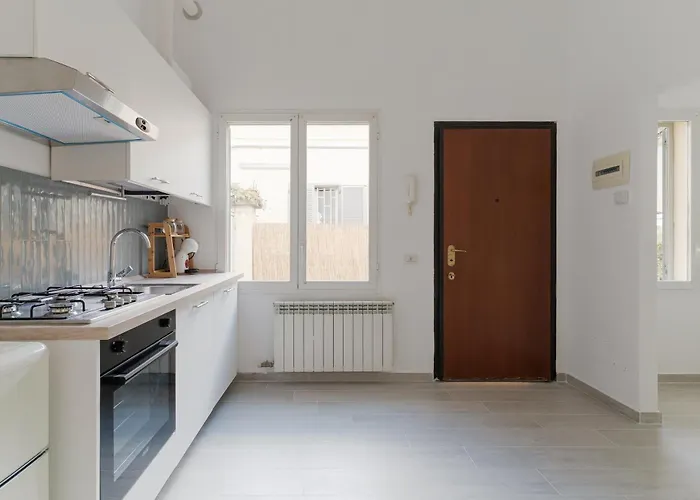 Guesthost - Patio Varesina アパート ミラノ