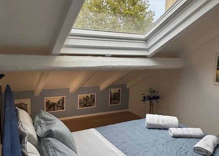 公寓 La Piccola Soffitta Azzurra *