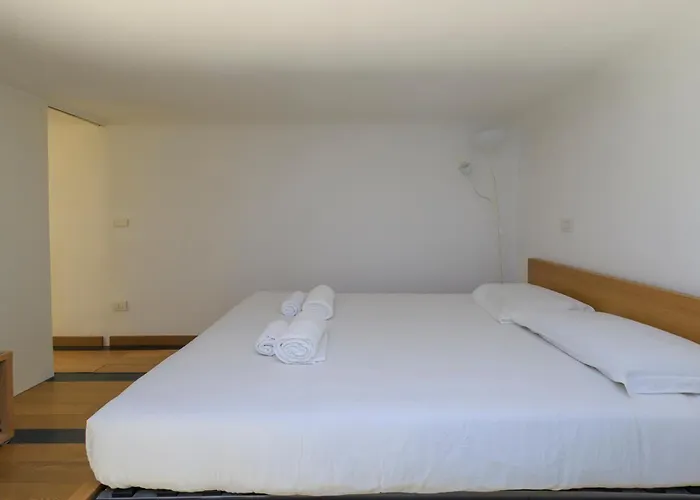 I-host Porta Romana Garden - Tiraboschi Apartman