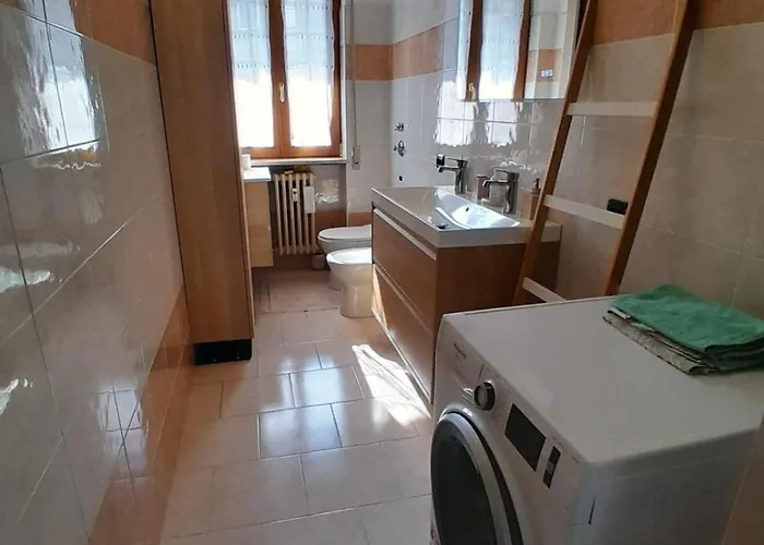 Large Bright - Strategic Location Apartment *