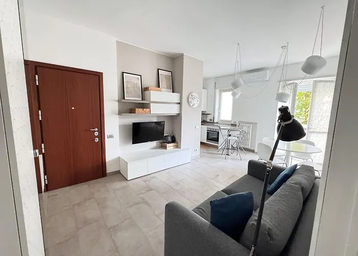 Monte Cristallo - Isola And Station Apartment