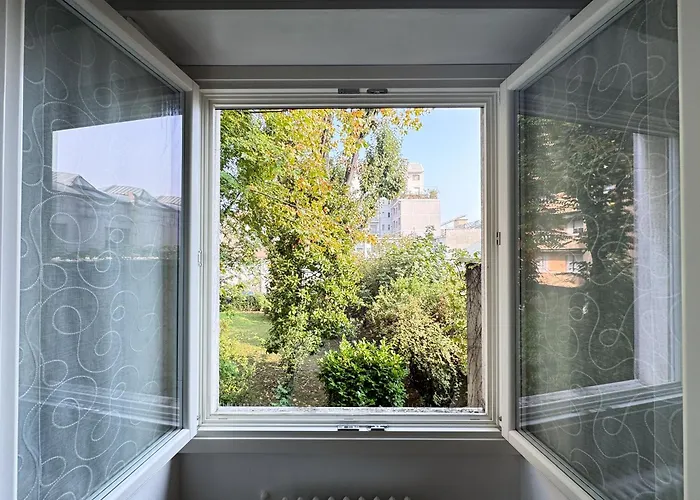 Monte Cristallo - Isola And Station * Mailand