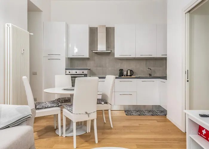 아파트 Luxury Via Morgagni 4 Pax Wi-fi *