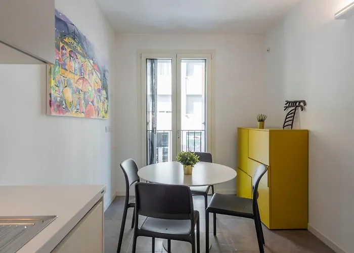 B - Elegant With Terrace & Gym * ミラノ