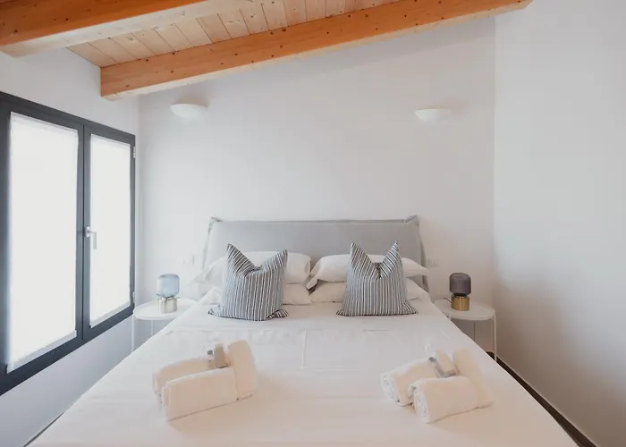 Gohost - The Corridor Near The Station Lägenhet