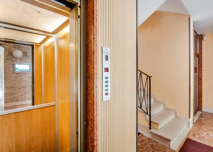 San Siro Hideaway, Garage,metro&wifi! Apartamento *