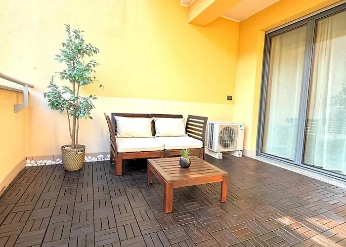 Appartement Live House-attico, Ampio E Luminoso Monolocale