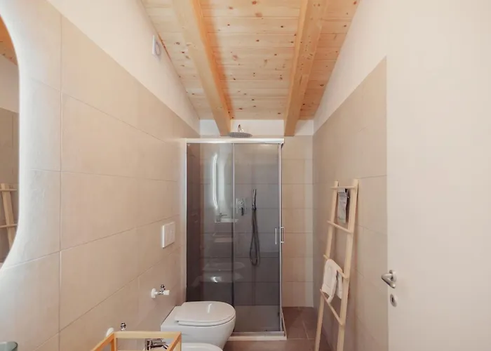 Gohost - The Corridor Near The Station * Milano