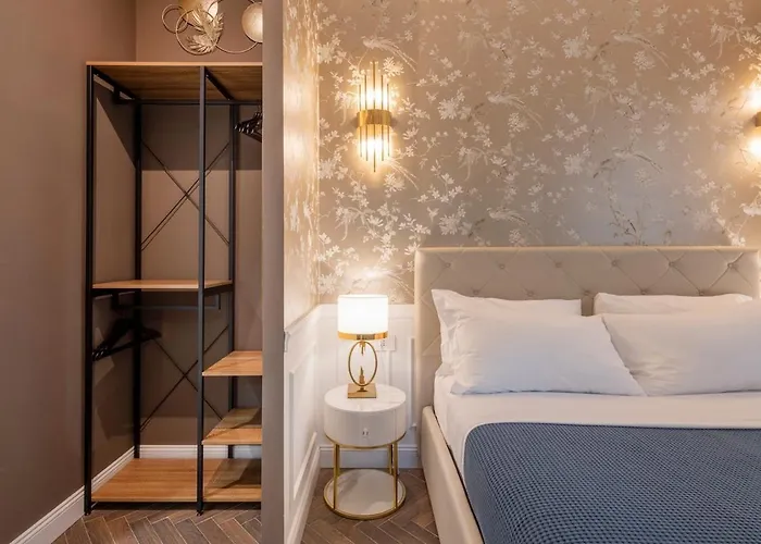 Apartman B - Diamond In The Center