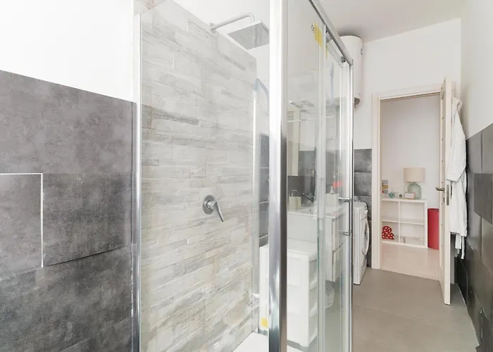 Guesthost - Cute Navigli *