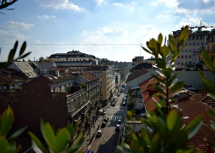 أوستيلو بيلو جراندي * ميلان