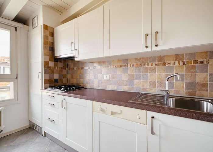 Bright Flat In The Heart Of Porta Venezia Διαμέρισμα *