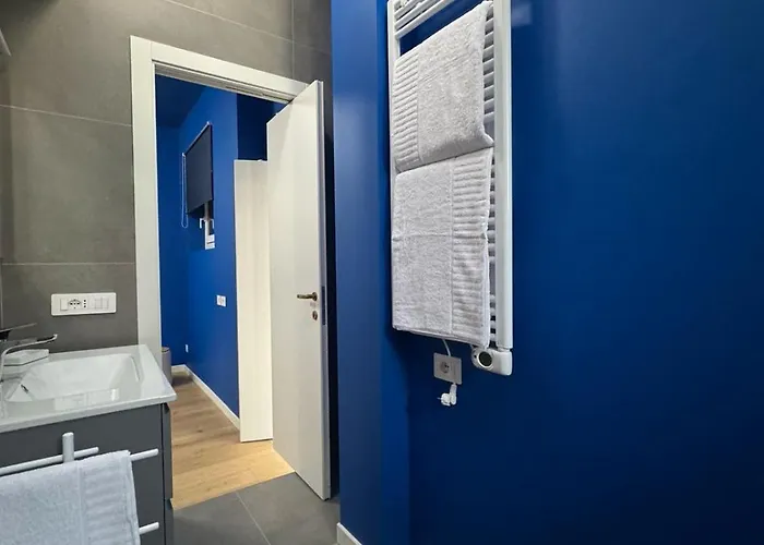 Little Blue * Μιλάνο