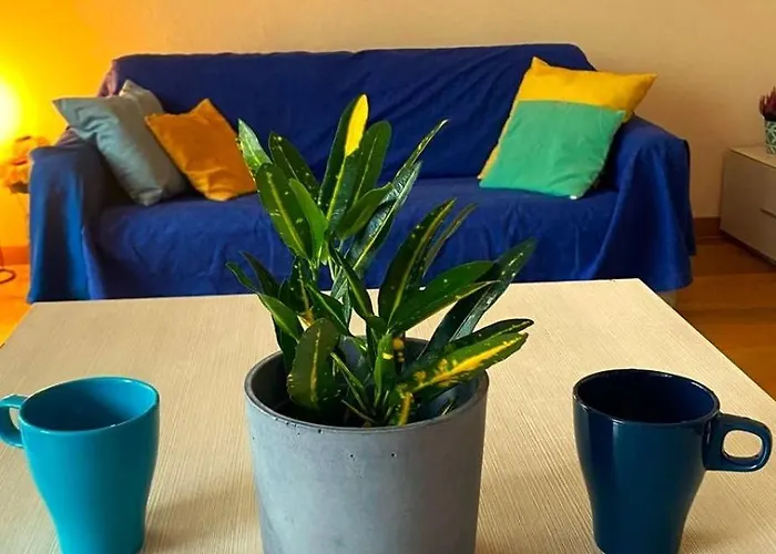 Near Linate Duomo And Station Minutes Away * 밀라노