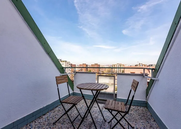 Nest Terrace Next To Frattini Metro Stop *