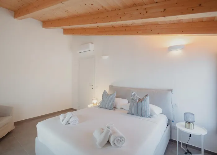 Gohost - The Corridor Near The Station * Milano