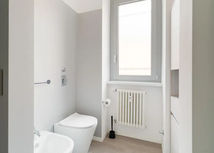 Guesthost - Modern Precotto Milan