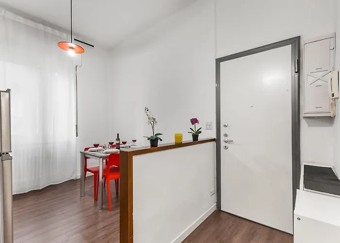 Canal Beat Duomo 20 Min Navigli Wifi Милан