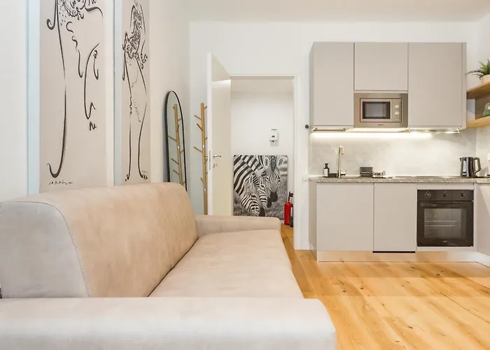 Regina24 Luxury - Elegante A Porta Venezia, 5 Min Dalla Metro 公寓 *