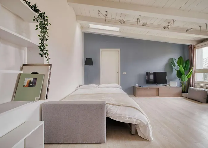 Bright Flat In The Heart Of Porta Venezia * Milan