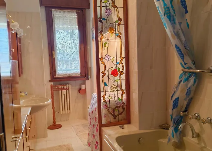 Attico Lux - Trilocale Con Garage Metropolitana Blu 公寓