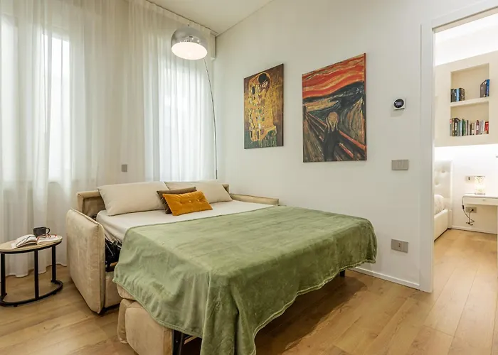 Heritage 400 Mt From Duomo Milano