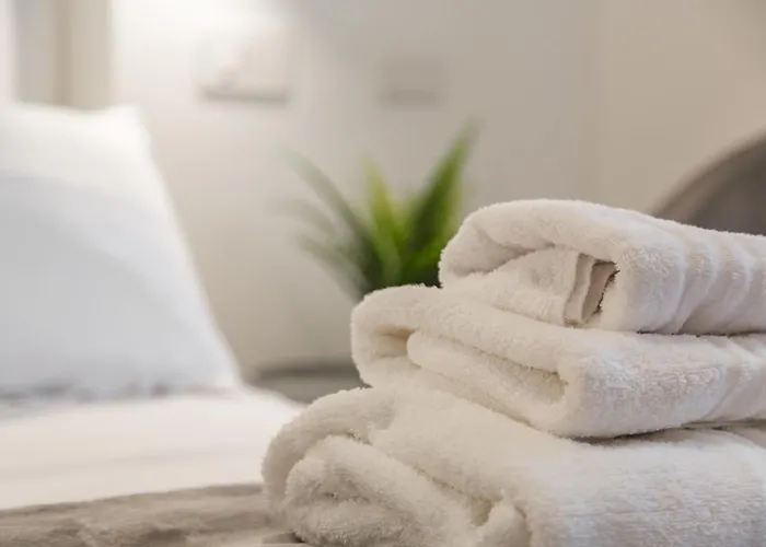 Regina24 Luxury - Elegante A Porta Venezia, 5 Min Dalla Metro