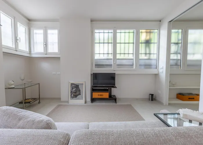 The South, Center, Arco Della Pace Lägenhet *