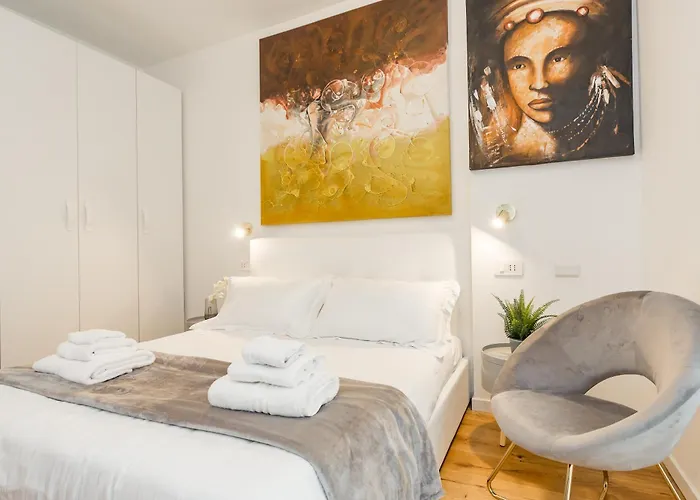 Regina24 Luxury - Elegante A Porta Venezia, 5 Min Dalla Metro