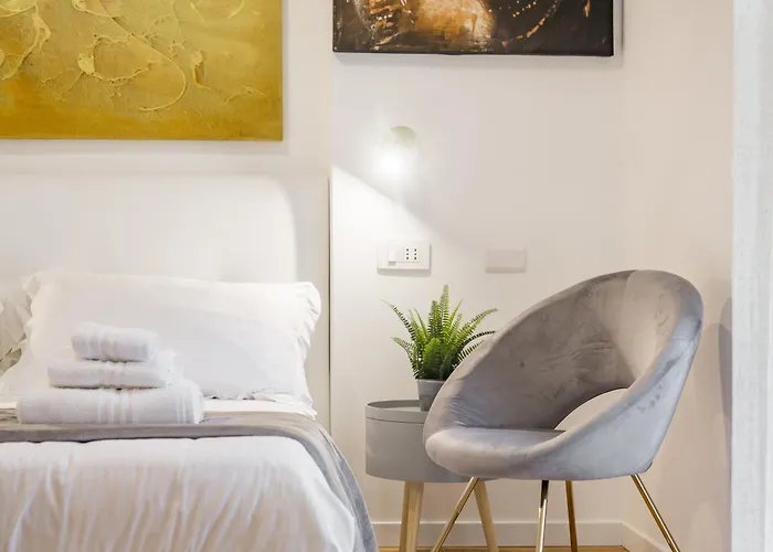 Regina24 Luxury - Elegante A Porta Venezia, 5 Min Dalla Metro *