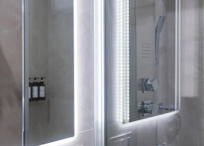 Regina24 Luxury - Elegante A Porta Venezia, 5 Min Dalla Metro 公寓