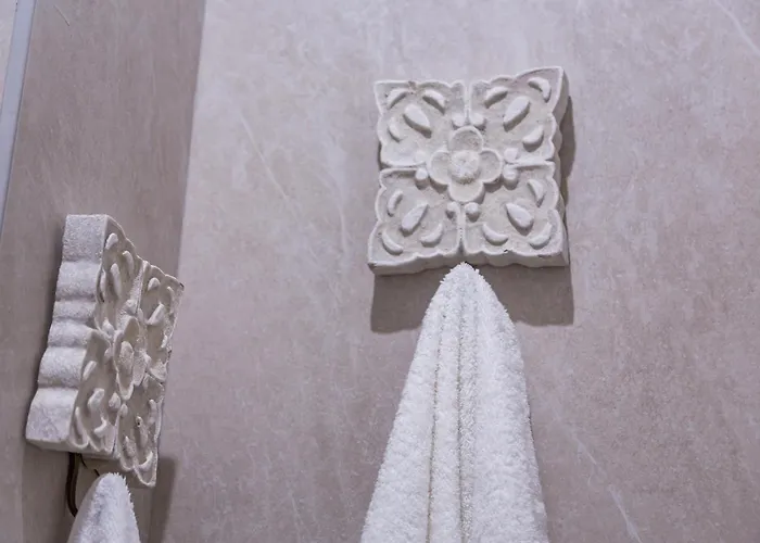 Regina24 Luxury - Elegante A Porta Venezia, 5 Min Dalla Metro