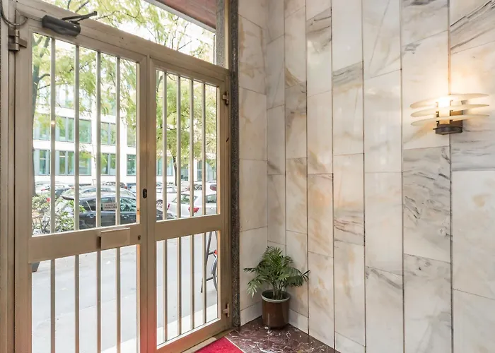 Regina24 Luxury - Elegante A Porta Venezia, 5 Min Dalla Metro Appartement Milaan