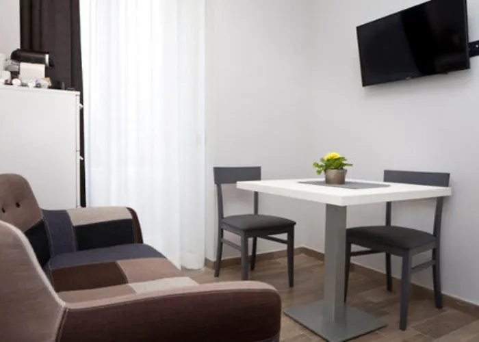 Aparthotel Meneghino Milán