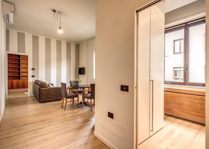 圣特克拉公寓 * 米兰