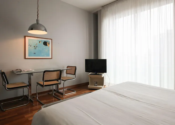 Vip's Hotel