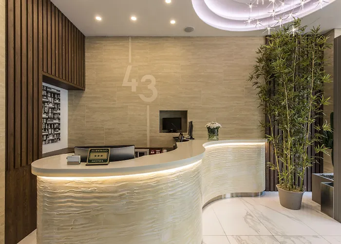 43 Station Отель 3*