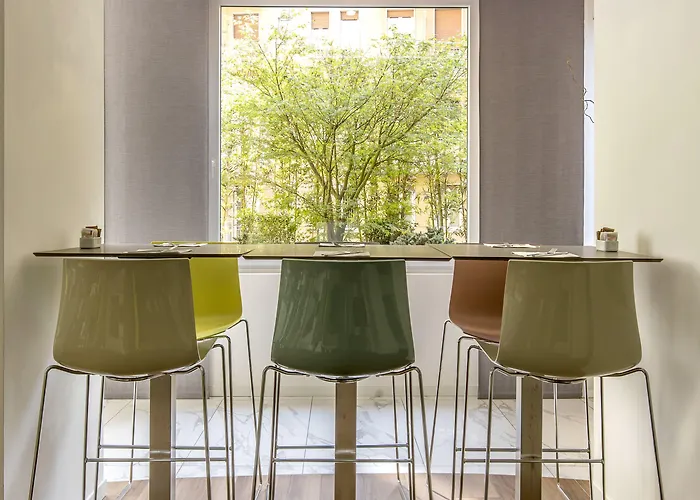 Отель 43 Station