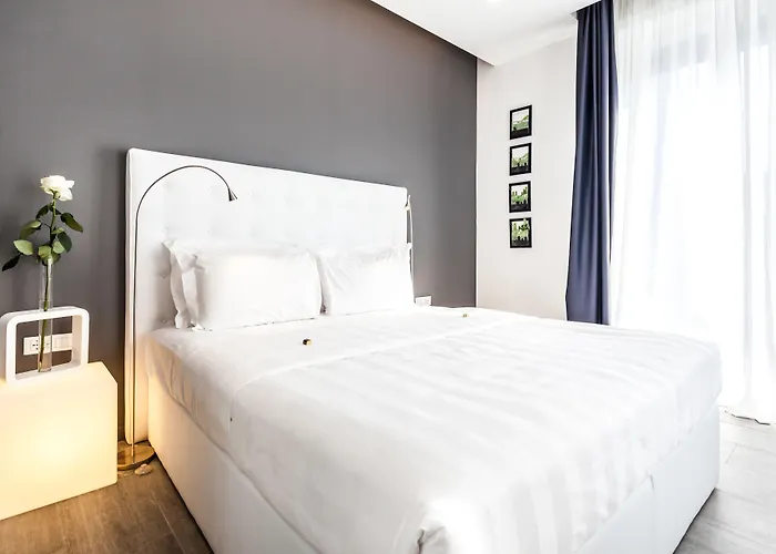 Made To Measure Business Πανσιόν