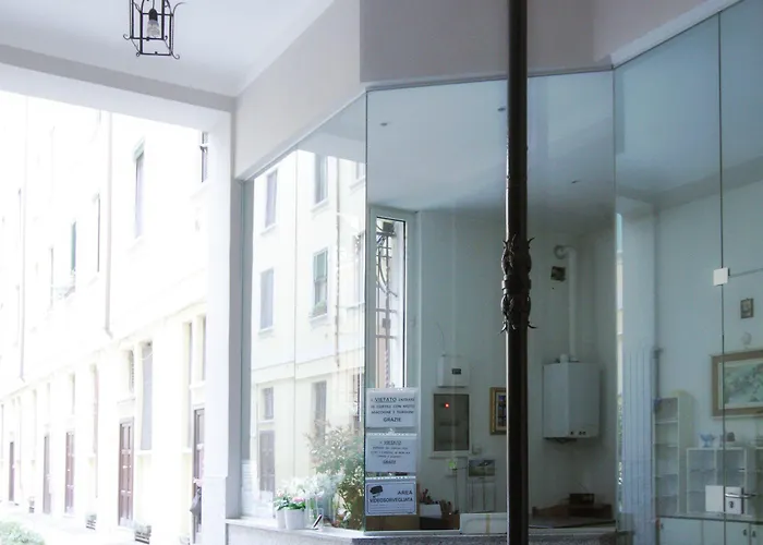 Colorful Porta Romana アパート