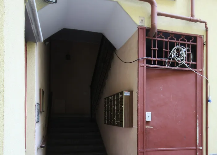 Colorful Porta Romana アパート ミラノ