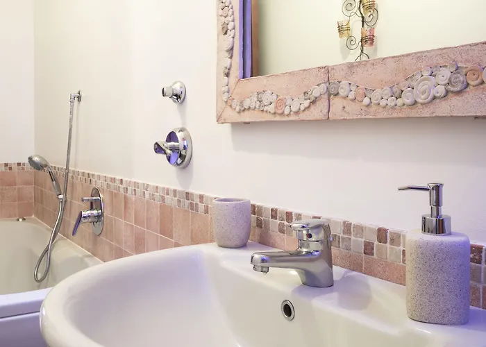 Joivy Warm Family Flat For 4 With Terrace In Mailand