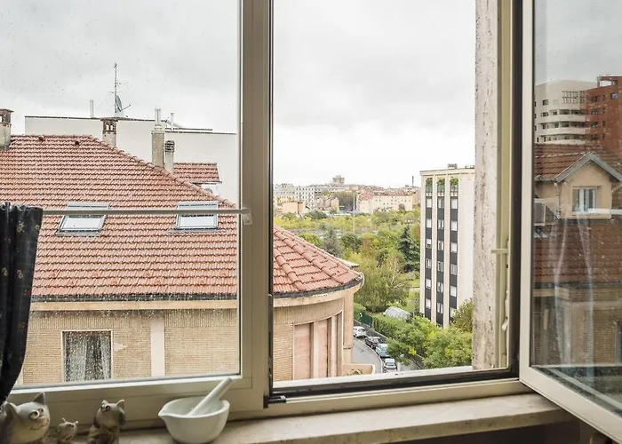 Apartment Joivy Warm Family Flat For 4 With Terrace In Mailand