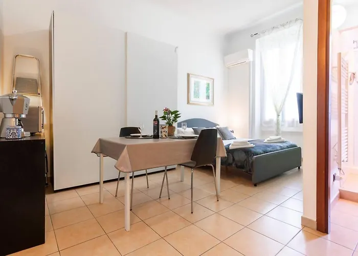 Deluxe Studio, Wi-fi, Self Check-in, Air Condition شقة ميلان